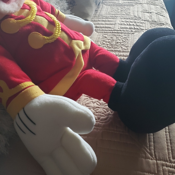 Mickey mouse stuffed toy - Picture 6 of 8